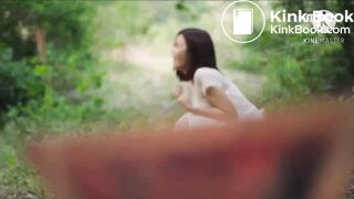 Asian girl shits - video 4