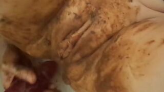 Girl dildos & smears