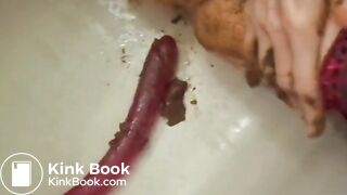 Girl dildos & smears