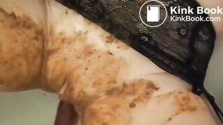 Girl dildos & smears