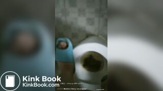 Moaning and undigested runny shit onlive