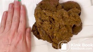 Massive creamy poops 8