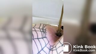 Tattooed milf takes a shit 5