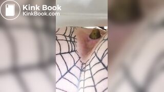 Tattooed milf takes a shit 4