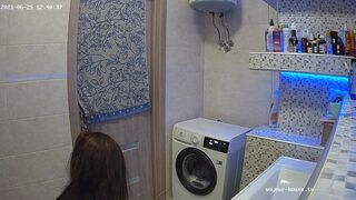 Woman pooping in Toilet 91