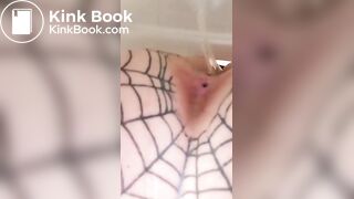 Tattooed milf takes a shit 3