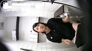 toilet voyeur - video 31