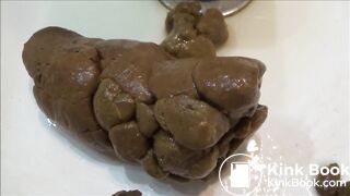 her gorgeous body gives out a great brick of shit