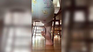 Panty poop - video 244