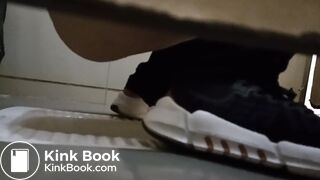 Chinese girl pooping - video 27