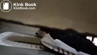 Chinese girl pooping - video 27