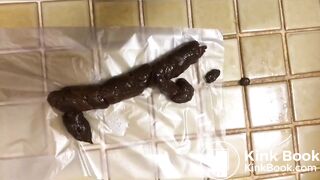 very nice korean girl pooping selfie video.