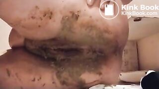 Pooping jeans - video 3