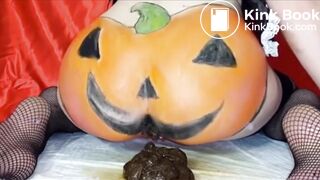 pumpkin ass shitting whore