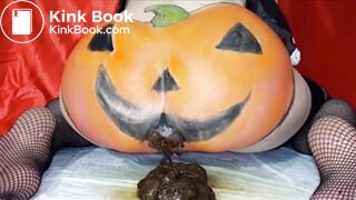 pumpkin ass shitting whore