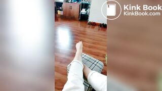 chinese queen with her personal slave