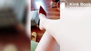 chinese queen with her personal slave