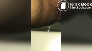 Out of focus morning poo