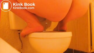 SSBBW messy toilet diarrhea