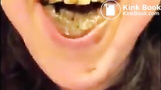 Poop eat
