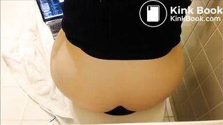 ... shitting - video 9