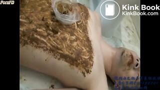 Hot Chinese Scat femdom