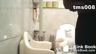 toilet voyeur - video 25