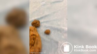 Phat booty ebony shitting big