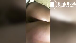 My girlfriend pooping for me