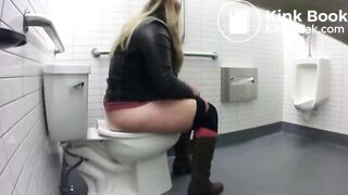 Porn pooping - video 4