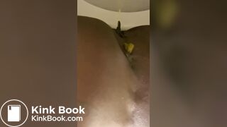Ebony toilet shitting - video 4