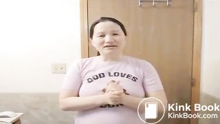 Dumb scat bitch eats her own shit - video 2