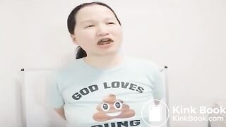 Smearing and Eating Scat