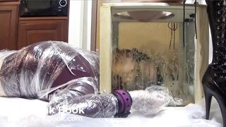 Hot chick using laxative w/ diarrhea in slave mouth pt3