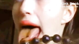 Anal Beads - video 6