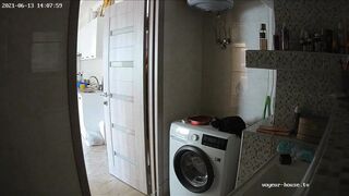 Woman pooping in Toilet 70