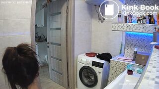 Woman pooping in Toilet 70