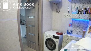 Woman pooping in Toilet 69