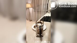 Pretty girl poop and eat