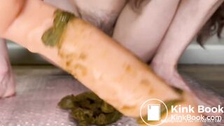 Shit and dildo session