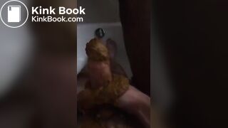 Ebony bbw gassy poop