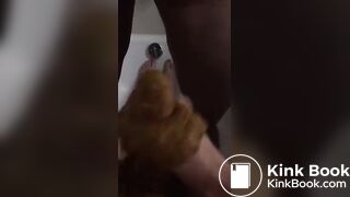 Ebony bbw gassy poop