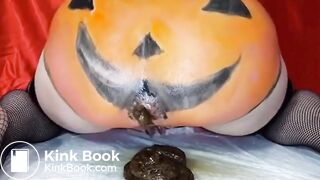 Gaping Pumpkin Ass Shitting