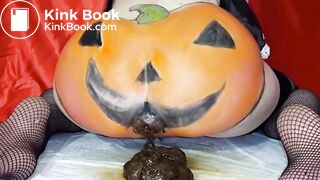 Gaping Pumpkin Ass Shitting