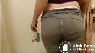 pooping y masturbacion en leggings