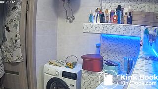 Woman pooping in Toilet 54