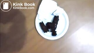 Sexy Lady Farts And Shits On A Plate