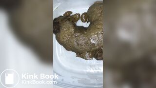 New princess delivers huge shit