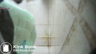 girl poop in toilet - video 44