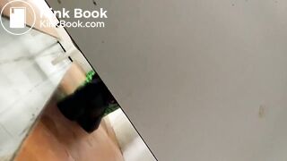 Chinese Lady Shitting